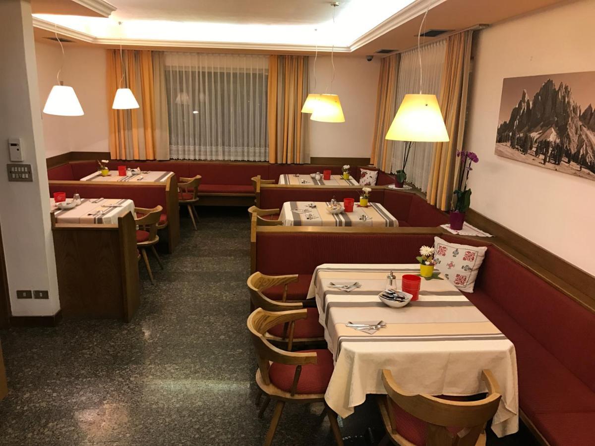 Tourist Hotel Бресаноне Екстериор снимка