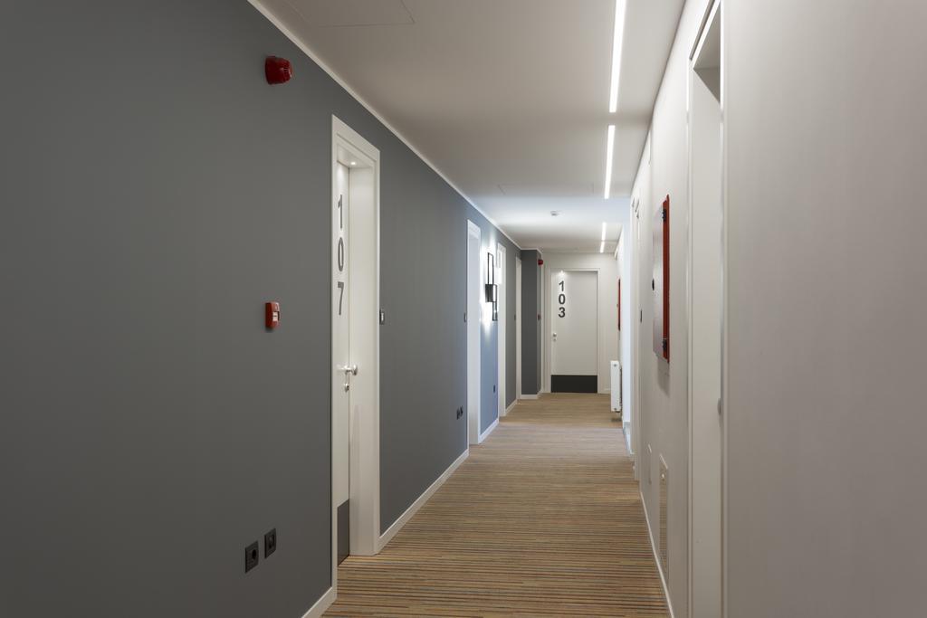 Tourist Hotel Бресаноне Екстериор снимка