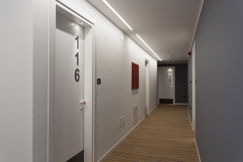 Tourist Hotel Бресаноне Екстериор снимка