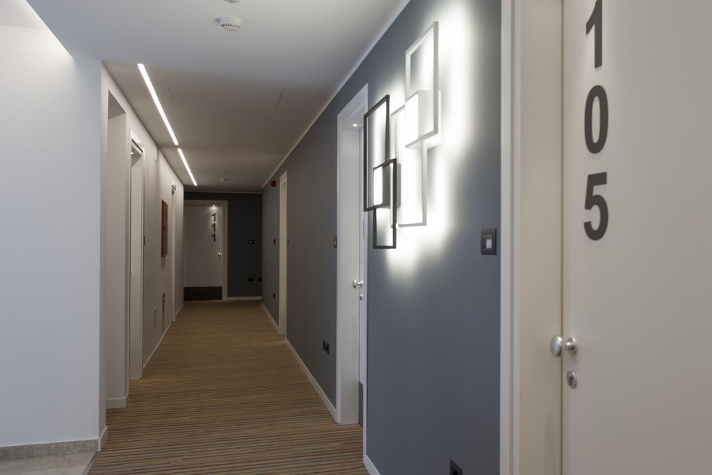 Tourist Hotel Бресаноне Екстериор снимка