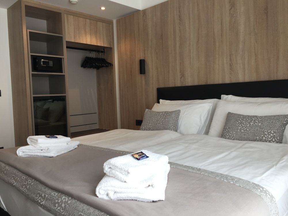 Tourist Hotel Бресаноне Екстериор снимка