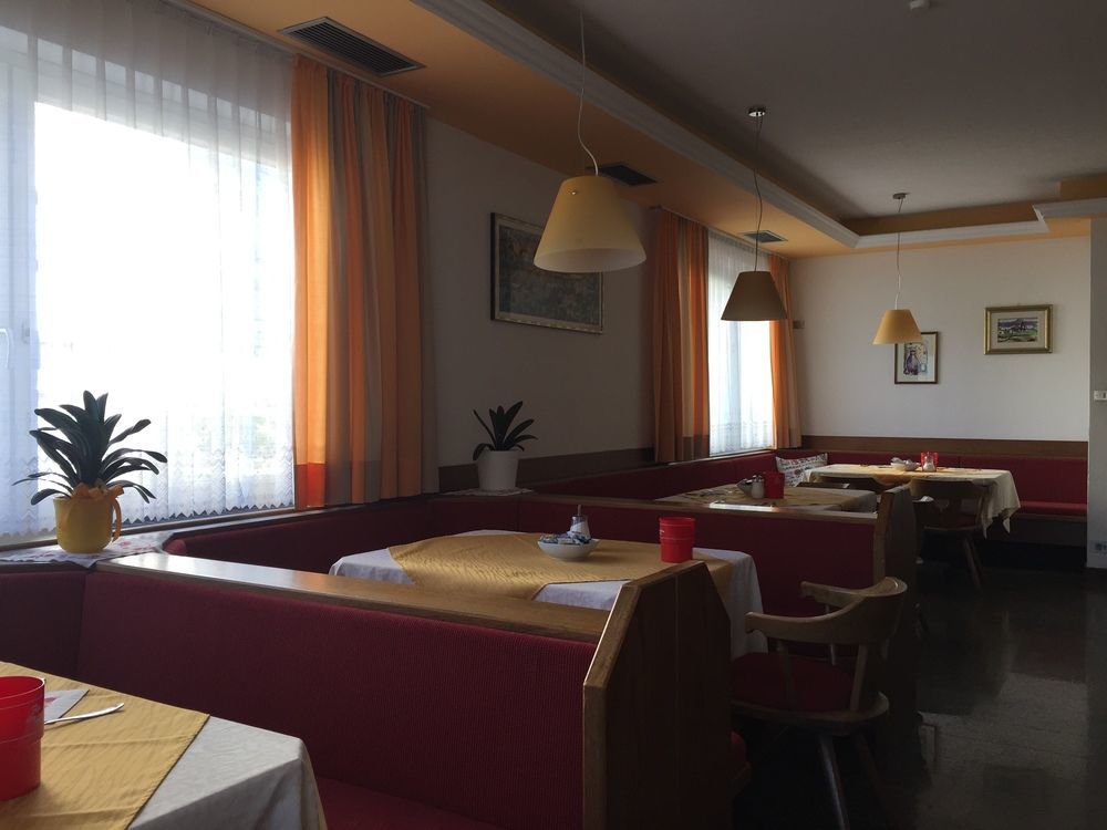 Tourist Hotel Бресаноне Екстериор снимка