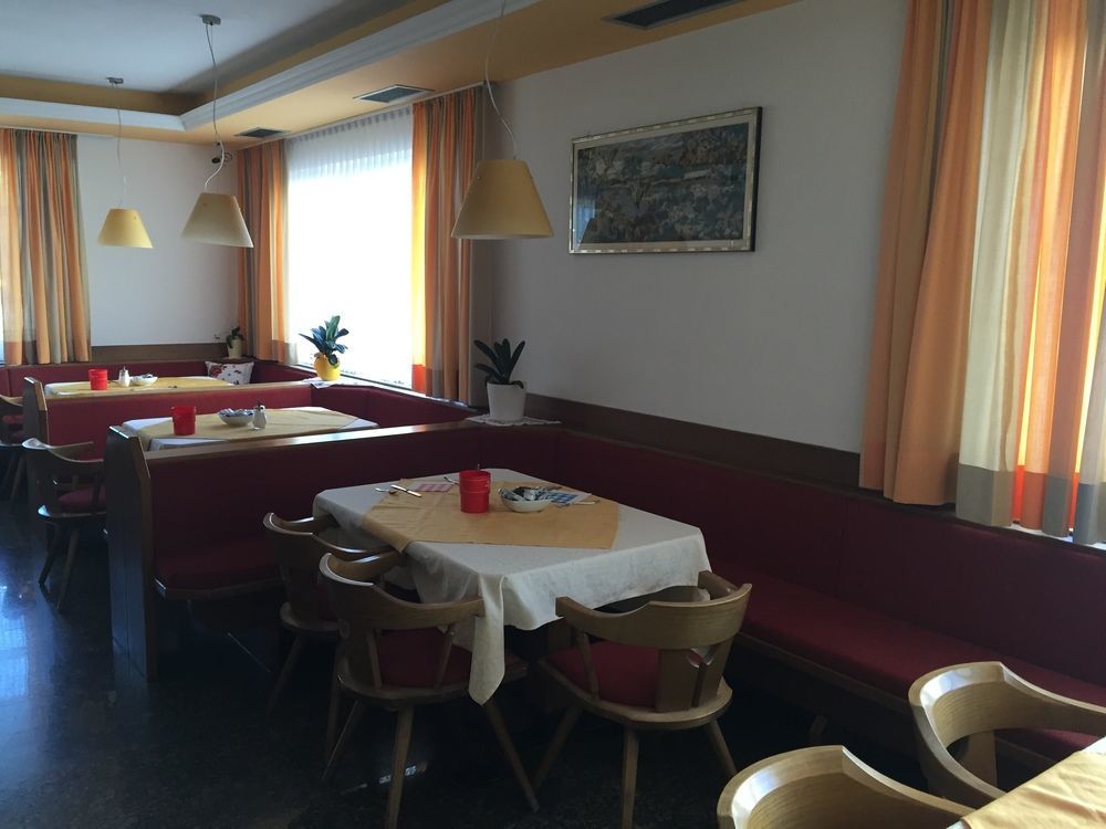 Tourist Hotel Бресаноне Екстериор снимка