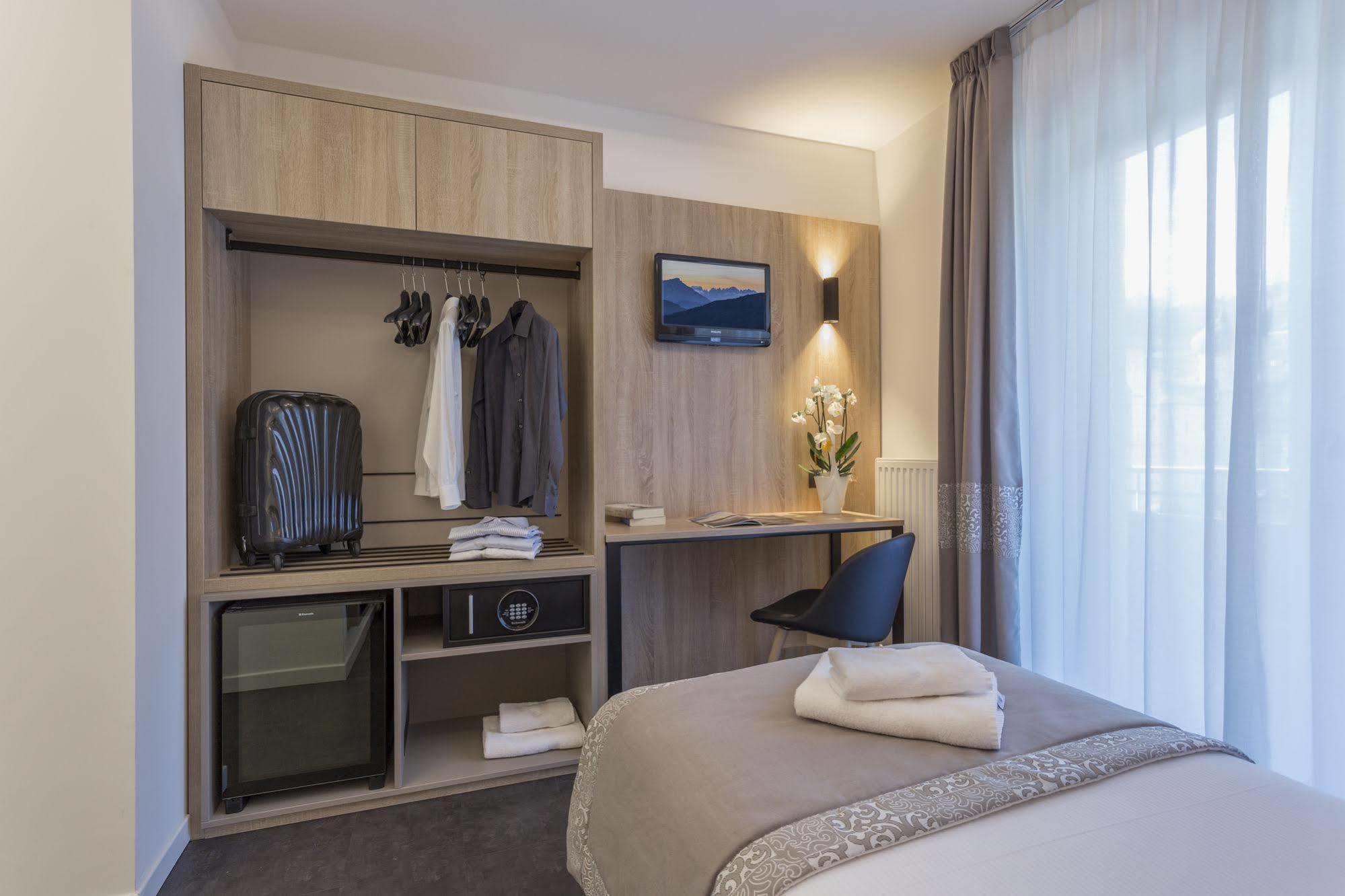 Tourist Hotel Бресаноне Екстериор снимка
